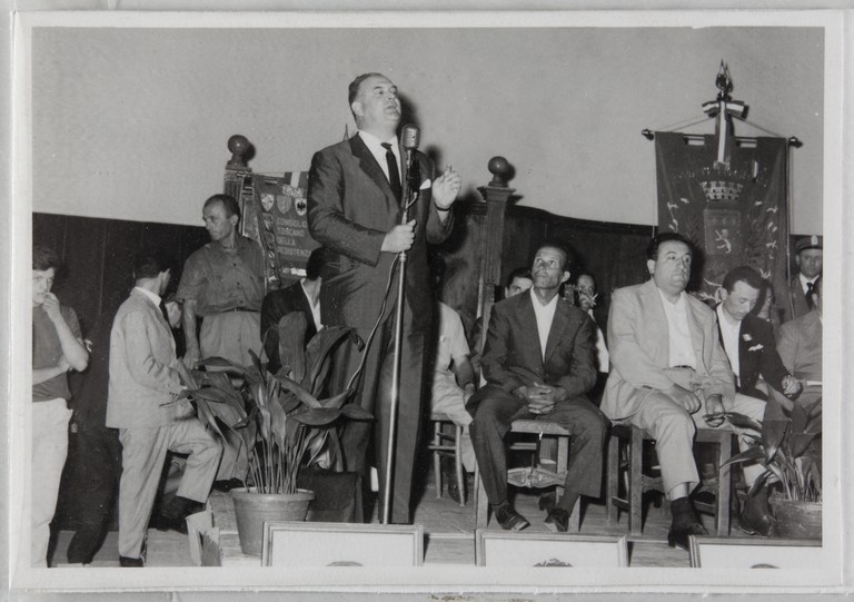 Poggibonsi, 18-19 luglio 1964, XX° anniversario della liberazione e conferimento ad Alcide Cervi della cittadinanza onoraria. Un momento della cerimonia